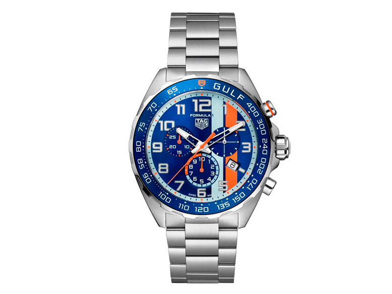 O relógioTAG Heuer Formula 1 Gulf homenageia uma das pinturas mais icônicas do automobilismo e traduz o espírito esportivo da marca.