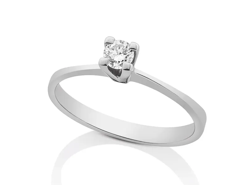 Anel solitário de diamante e ouro branco
